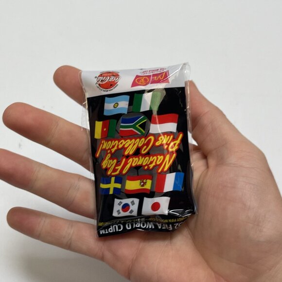 FIFA WORLD CUP 2002 Spain National Flag Pin McDonalds Coca Cola 1x2.5” - Picture 7 of 7